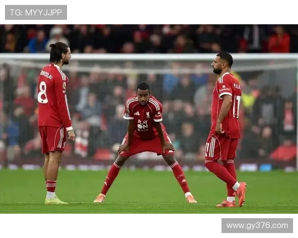 利物浦崩盘背后的战术困境与体能瓶颈